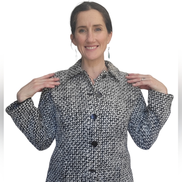 Chico's Acrylic Blend Black& White Blazer/ Jacket Size 0 (US S/4) - Picture 2 of 13